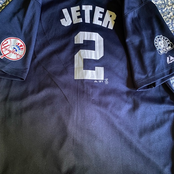 NY Yankees Derek Jeter Jersey - Picture 3 of 5